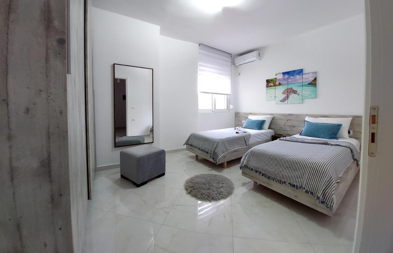 Cirasola Home - White Residence 1 Sarandë Exteriér fotografie